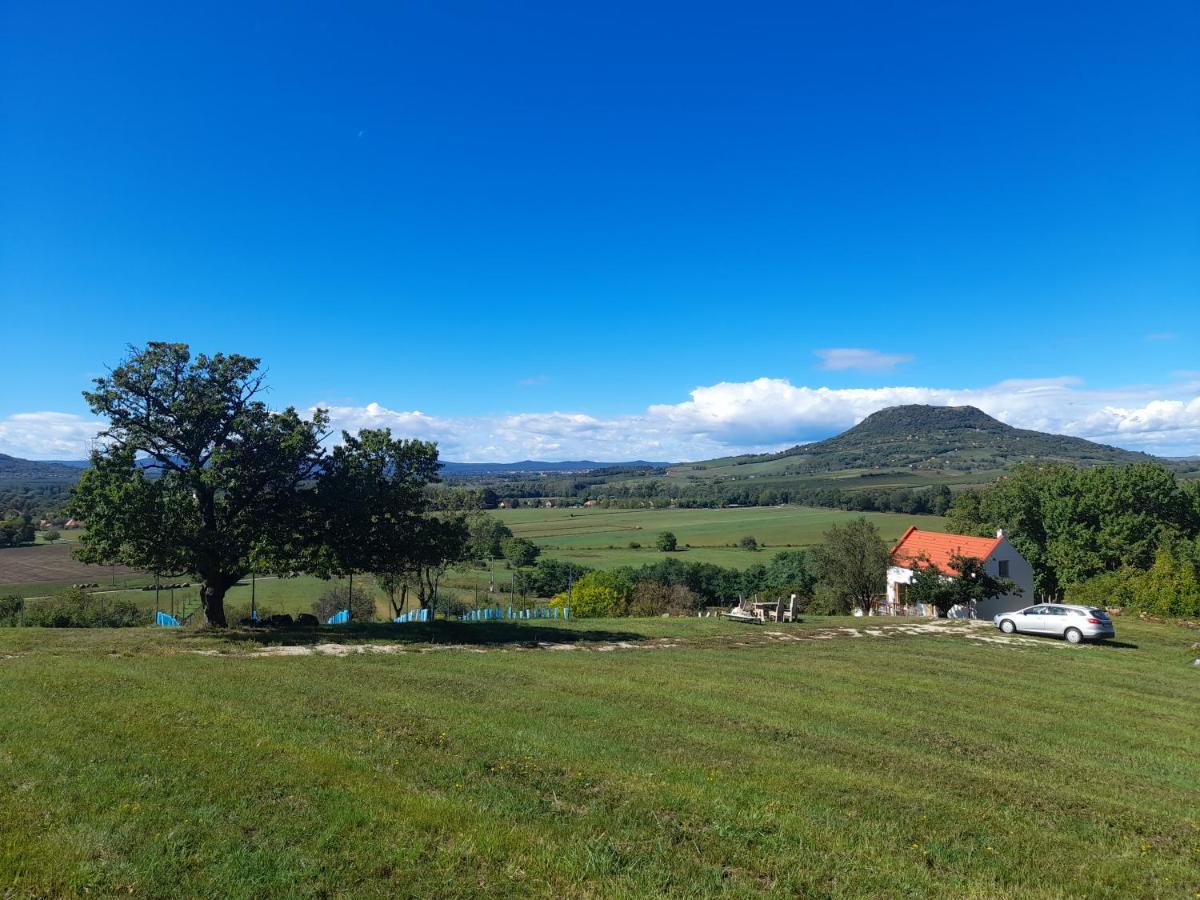 Baloveon Birtok Kaptalantoti Luaran gambar